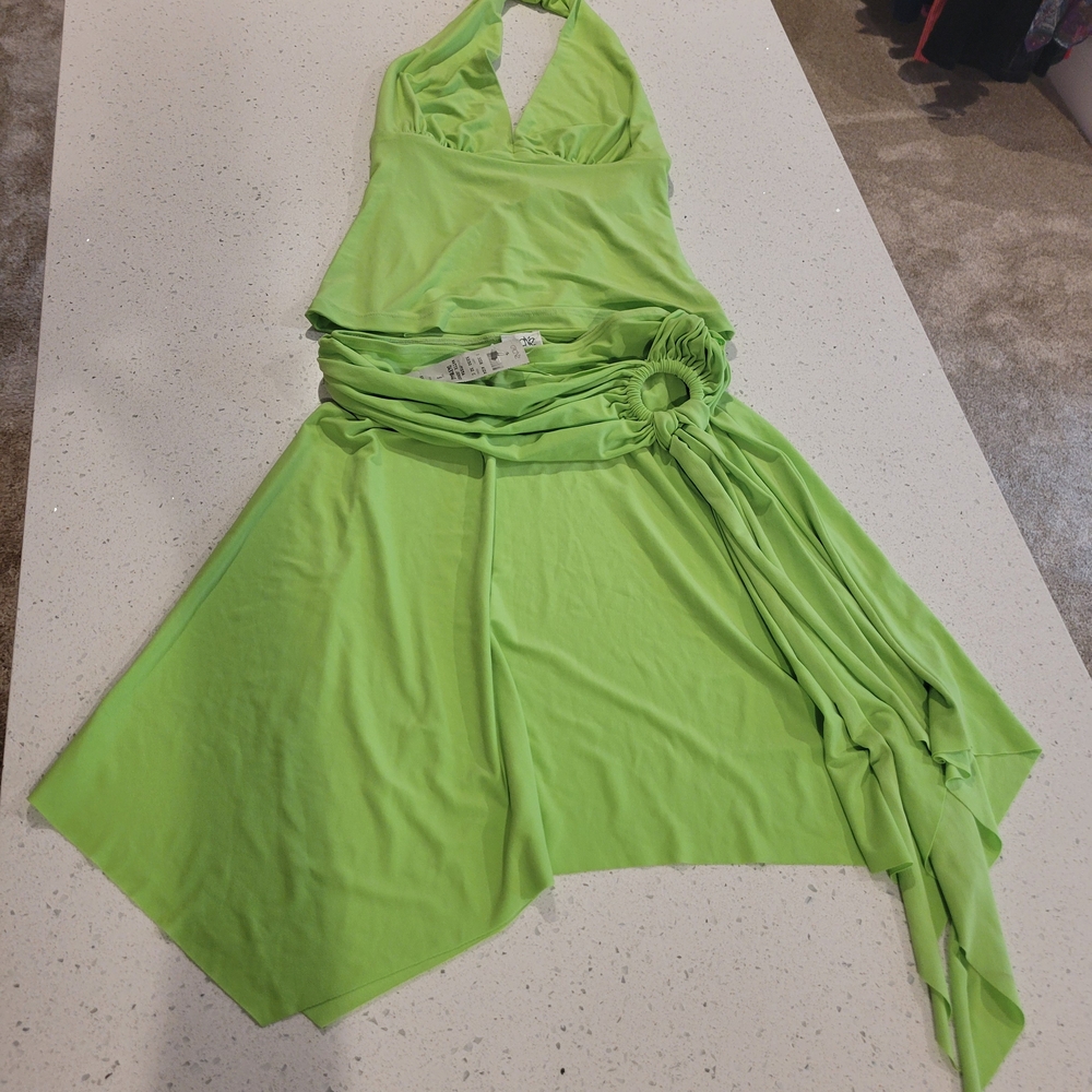 Cache Lime Green Backless Top & Skirt - Picture 3 of 3